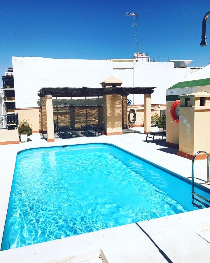 Agua I & Seasonal Pool By Ele Apartments Малага Екстериор снимка